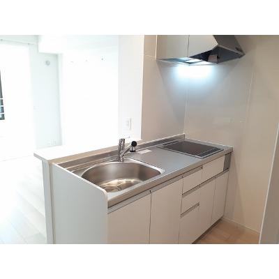 ヒカルサ高岡角ウエスト 204【管理NO：1-027529901-02040】 ★家具家電は申し込み後に搬入します★ ★2026年09月下旬入居可能★の物件写真3