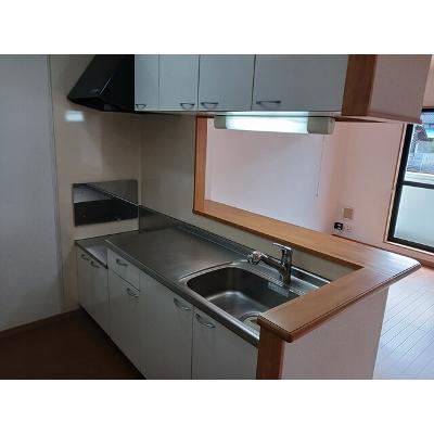 セントラルヒルズ 102【管理NO：1-014733201-01020】 ★家具家電は申し込み後に搬入します★ ★2026年10月上旬入居可能★の物件写真3