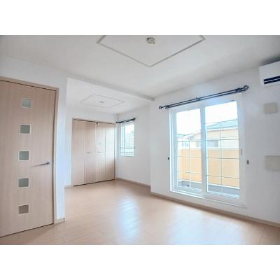 エスタシオンⅢ 201【管理NO：1-016336301-02010】 ★家具家電は申し込み後に搬入します★ ★2026年09月中旬入居可能★の物件写真2