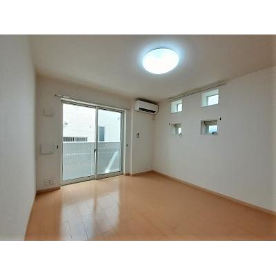 ＰＬＡＣＩＤＯ 105【管理NO：1-018857301-01050】 ★家具家電は申し込み後に搬入します★ ★2026年10月上旬入居可能★の物件写真2
