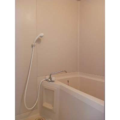セントラルパークハイツ 303【管理NO：1-004280801-03030】 ★家具家電は申し込み後に搬入します★ ★2026年09月下旬入居可能★の物件写真4