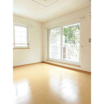 ツインリーフⅡ 201【管理NO：1-014652701-02010】 ★家具家電は申し込み後に搬入します★ ★2026年10月中旬入居可能★の物件写真2