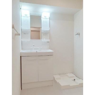 クザリアーナ 203【管理NO：1-020680101-02030】 ★家具家電は申し込み後に搬入します★ ★2026年10月中旬入居可能★の物件写真6