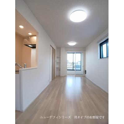 ロテュス 101【管理NO：1-028809301-01010】 ★家具家電は申し込み後に搬入します★ ★2026年12月上旬入居可能★の物件写真2