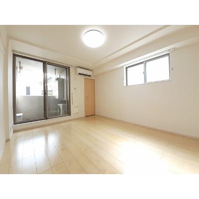 エトワール清水 203【管理NO：1-021058001-02030】 ★家具家電は申し込み後に搬入します★の物件写真2