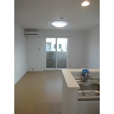 サンコート 103【管理NO：1-019736401-01030】 ★家具家電は申し込み後に搬入します★ ★2026年10月中旬入居可能★の物件写真2