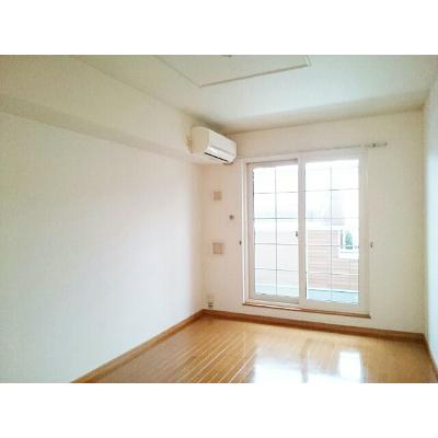フレスクーラＢ 202【管理NO：1-014050402-02020】 ★家具家電は申し込み後に搬入します★ ★2026年10月中旬入居可能★の物件写真2