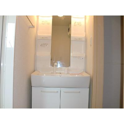 セントルイス 103【管理NO：1-016692101-01030】 ★家具家電は申し込み後に搬入します★ ★2026年10月上旬入居可能★の物件写真6
