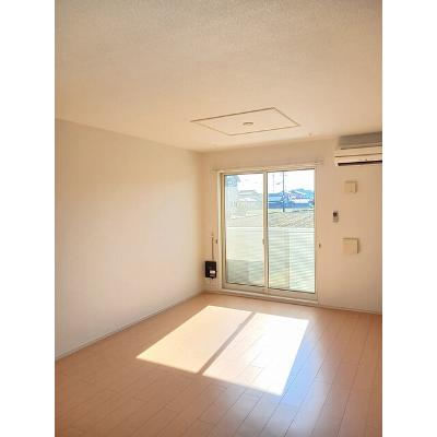 ヴィラーレ 102【管理NO：1-017965101-01020】 ★家具家電は申し込み後に搬入します★ ★2026年10月中旬入居可能★の物件写真2