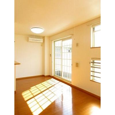 プリムローズ 203【管理NO：1-014274801-02030】 ★家具家電は申し込み後に搬入します★ ★2026年10月上旬入居可能★の物件写真2