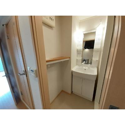 グランシャリオ　ジュモー 202【管理NO：1-015986601-02020】 ★家具家電は申し込み後に搬入します★の物件写真6