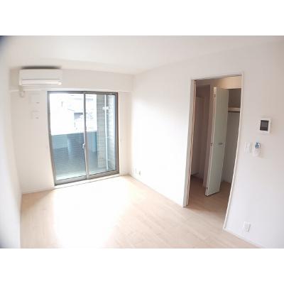 雅　六番館 102【管理NO：1-025510501-01020】 ★家具家電は申し込み後に搬入します★ ★2026年10月中旬入居可能★の物件写真2