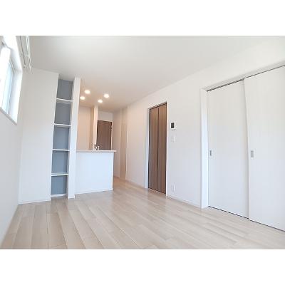 エイドⅡ 201【管理NO：1-026147402-02010】 ★家具家電は申し込み後に搬入します★の物件写真2