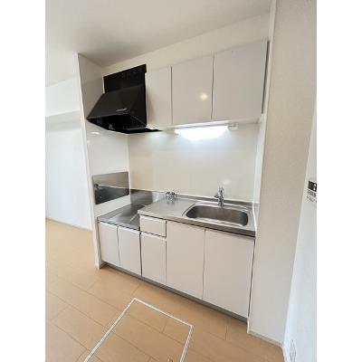 トワイライト 103【管理NO：1-020384301-01030】 ★家具家電は申し込み後に搬入します★ ★2026年10月上旬入居可能★の物件写真3