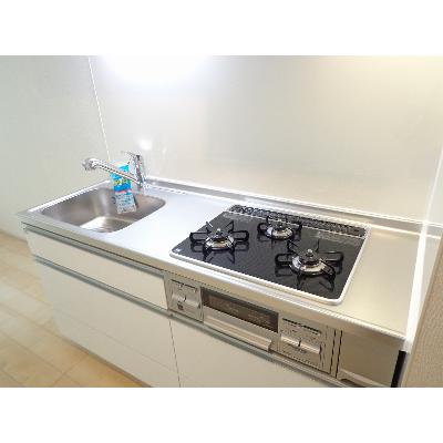 サンプラザ　茨木 201【管理NO：1-020411801-02010】 ★家具家電は申し込み後に搬入します★ ★2026年09月中旬入居可能★の物件写真3
