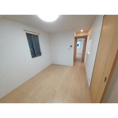 ミルクール 205【管理NO：1-023818901-02040】 ★家具家電は申し込み後に搬入します★ ★2026年10月上旬入居可能★の物件写真2
