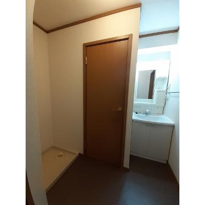 ブランド－ル　Ⅰ 202【管理NO：1-009659601-02020】 ★家具家電は申し込み後に搬入します★ ★2026年10月上旬入居可能★の物件写真6