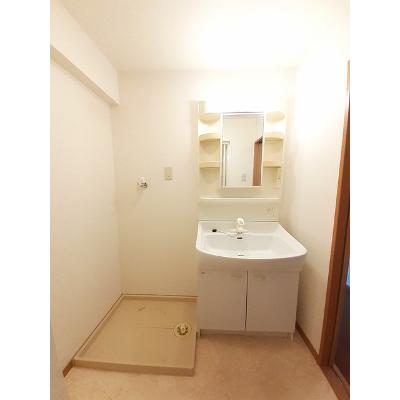 サンフローラ 102【管理NO：1-011555901-01020】 ★家具家電は申し込み後に搬入します★ ★2026年09月下旬入居可能★の物件写真6
