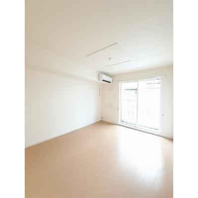 プロムナード 102【管理NO：1-018463601-01020】 ★家具家電は申し込み後に搬入します★ ★2026年10月上旬入居可能★の物件写真2