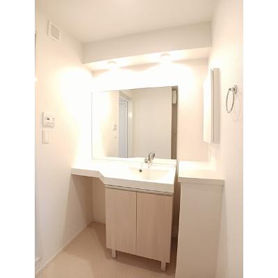 アークスⅢ 102【管理NO：1-022390403-01020】 ★家具家電は申し込み後に搬入します★ ★2026年09月上旬入居可能★の物件写真6