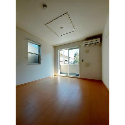 ラ・ミア・カ－サ 101【管理NO：1-016223401-01010】 ★家具家電は申し込み後に搬入します★ ★2026年10月中旬入居可能★の物件写真2