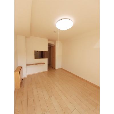 メゾン　ラフィネ 105【管理NO：1-017290501-01040】 ★家具家電は申し込み後に搬入します★の物件写真2