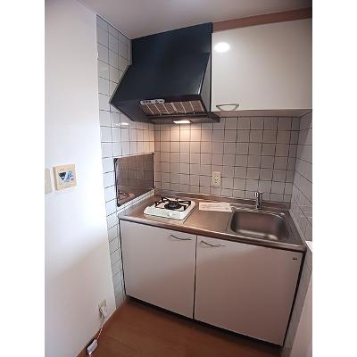 ニューメゾン森安 303【管理NO：1-012734101-03030】 ★家具家電は申し込み後に搬入します★の物件写真3