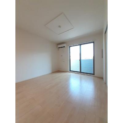 トゥールビヨン　Ⅳ 102【管理NO：1-022873104-01020】 ★家具家電は申し込み後に搬入します★の物件写真2