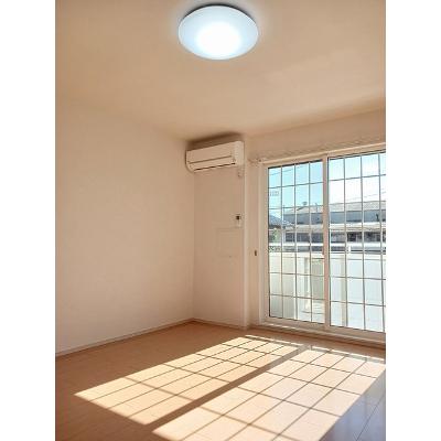 エアリーサンライト 103【管理NO：1-017766901-01030】 ★家具家電は申し込み後に搬入します★ ★2026年10月中旬入居可能★の物件写真2