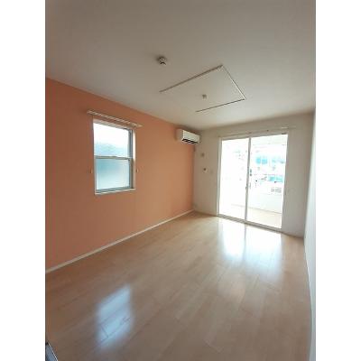 エルヴィータ・ウーノ 105【管理NO：1-022878401-01040】 ★家具家電は申し込み後に搬入します★ ★2026年10月上旬入居可能★の物件写真2
