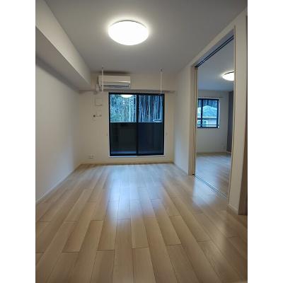 ディリジェントテン 203【管理NO：1-028121801-02030】 ★家具家電は申し込み後に搬入します★ ★2026年09月下旬入居可能★の物件写真2