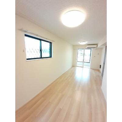 アルフォート　鴨方 106【管理NO：1-027246101-01050】 ★家具家電は申し込み後に搬入します★ ★2026年10月下旬入居可能★の物件写真2