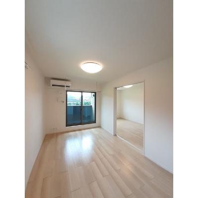 サンファルジェ　Ⅰ 201【管理NO：1-025678701-02010】 ★家具家電は申し込み後に搬入します★ ★2026年11月中旬入居可能★の物件写真2