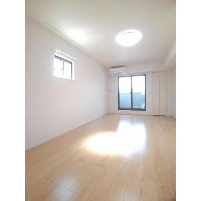 グランツＢ 201【管理NO：1-024807002-02010】 ★家具家電は申し込み後に搬入します★ ★2026年10月中旬入居可能★の物件写真2