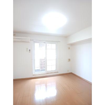 ヴィオラコートＢ 202【管理NO：1-013773902-02020】 ★家具家電は申し込み後に搬入します★ ★2026年09月下旬入居可能★の物件写真2