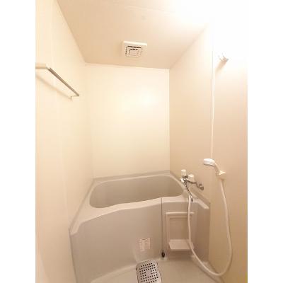 アムール・ｆ 102【管理NO：1-010165701-01020】 ★家具家電は申し込み後に搬入します★ ★2026年09月下旬入居可能★の物件写真4