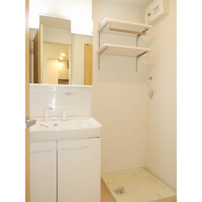 ５ｔｈ　Ａｖｅｎｕｅ　Ｂ 103【管理NO：1-025124902-01030】 ★家具家電は申し込み後に搬入します★の物件写真6