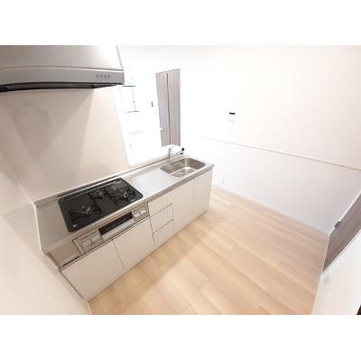コスモス　Ｅ 203【管理NO：1-024876901-02030】 ★家具家電は申し込み後に搬入します★ ★2026年09月下旬入居可能★の物件写真3