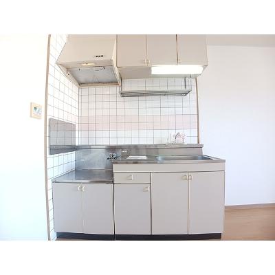 シャルマンハイム 203【管理NO：1-006466901-02030】 ★家具家電は申し込み後に搬入します★の物件写真3