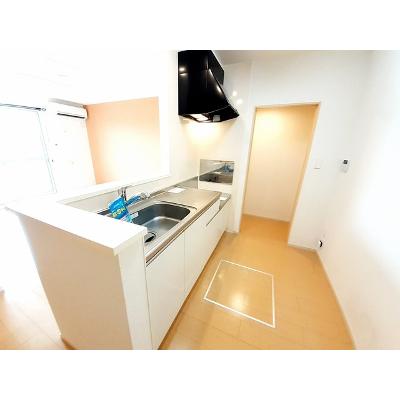 レスポアールⅤ 102【管理NO：1-020651401-01020】 ★家具家電は申し込み後に搬入します★ ★2026年10月上旬入居可能★の物件写真3