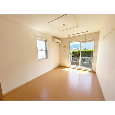 ジュネス１番館 101【管理NO：1-015599401-01010】 ★家具家電は申し込み後に搬入します★の物件写真2