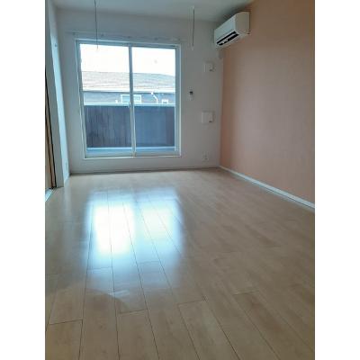 アヴニール　ベルⅡ 202【管理NO：1-023401102-02020】 ★家具家電は申し込み後に搬入します★ ★2026年11月中旬入居可能★の物件写真2