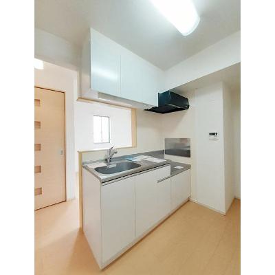 サンリット 201【管理NO：1-020056001-02010】 ★家具家電は申し込み後に搬入します★ ★2026年09月下旬入居可能★の物件写真3