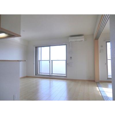 カーサ・アネーロ 306【管理NO：1-016620601-03060】 ★家具家電は申し込み後に搬入します★ ★2026年10月上旬入居可能★の物件写真2