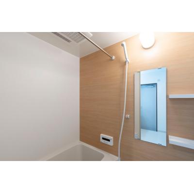 中津駅から徒歩7分！日当たりの良いお部屋♪/シェアOK/家具・家電完備/LaSante UMEDAKITA 206の物件写真4