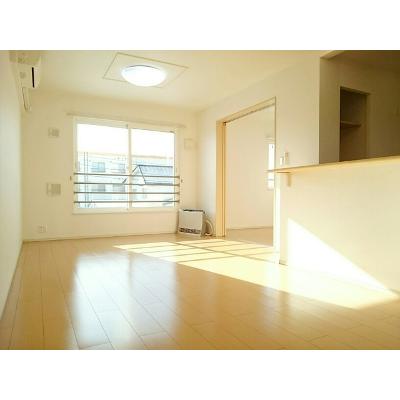 サンライズ彩 203【管理NO：1-018449701-02030】 ★家具家電は申し込み後に搬入します★ ★2026年10月上旬入居可能★の物件写真2