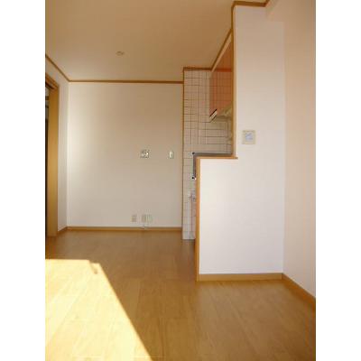 プレゼンティムⅢ　Ｂ 203【管理NO：1-012495102-02030】 ★家具家電は申し込み後に搬入します★ ★2026年10月上旬入居可能★の物件写真2