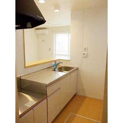 サンク・ラフィーユⅡ 103【管理NO：1-019221602-01030】 ★家具家電は申し込み後に搬入します★ ★2027年01月上旬入居可能★の物件写真3