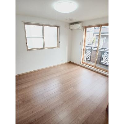 ＨＡＲＲＹ 102【管理NO：1-099390801-01020】 ★家具家電は申し込み後に搬入します★の物件写真2