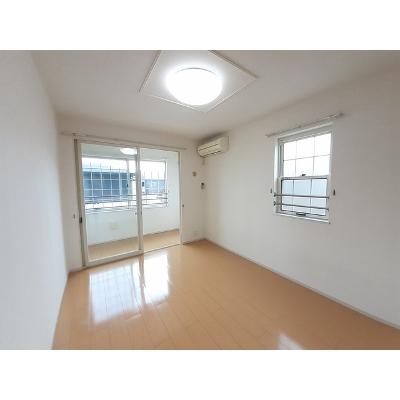 スリーアロー　Ｂ 203【管理NO：1-016906802-02030】 ★家具家電は申し込み後に搬入します★ ★2026年10月中旬入居可能★の物件写真2